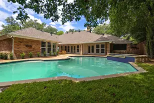5626 Twin Brooks Dr, Dallas, TX 75252 - Photo 2