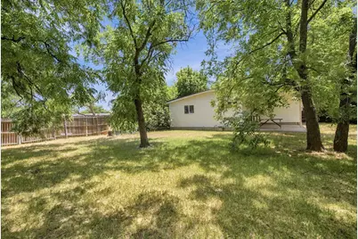 1662 Birch Street, Grand Prairie, TX 75050 - Photo 22