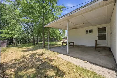 1662 Birch Street, Grand Prairie, TX 75050 - Photo 20