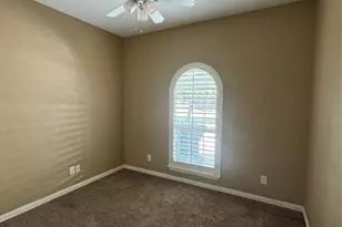 1403 Hickory Dr, Pilot Point, TX 76258 - Photo 18