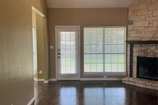 1403 Hickory Dr, Pilot Point, TX 76258 - Photo 10