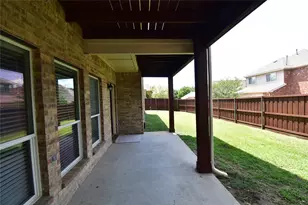 7993 Crampton Ln, Frisco, TX 75035 - Photo 2