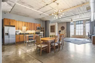 1122 Jackson St, Dallas, TX 75202 - Photo 2