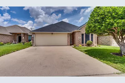 321 Blake Lane, Midlothian, TX 76065 - Photo 2