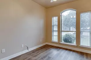 321 Blake Ln, Midlothian, TX 76065 - Photo 8