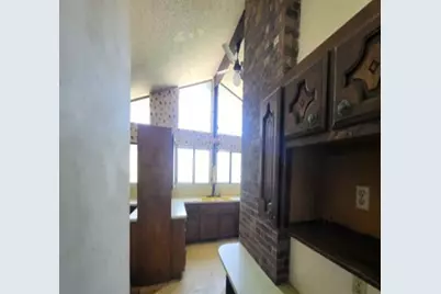 306 Wade Street, Olney, TX 76374 - Photo 2