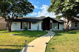 3141 Darvany Dr, Dallas, TX 75220 - Photo 1