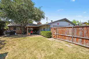 3610 Chime St, Irving, TX 75062 - Photo 28