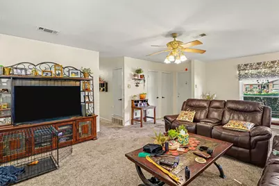 3610 Chime Street, Irving, TX 75062 - Photo 4