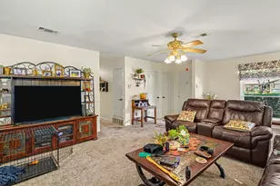 3610 Chime St, Irving, TX 75062 - Photo 4