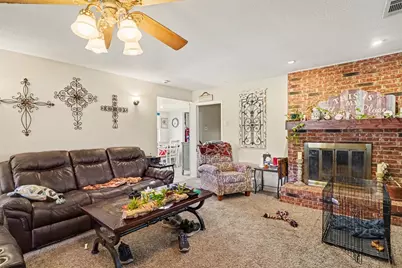 3610 Chime Street, Irving, TX 75062 - Photo 4