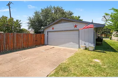 3610 Chime Street, Irving, TX 75062 - Photo 16