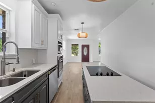 1107 S Waverly Dr, Dallas, TX 75208 - Photo 10