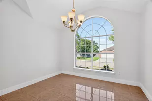 4817 Barnhill Ln, Fort Worth, TX 76135 - Photo 18