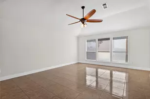 4817 Barnhill Ln, Fort Worth, TX 76135 - Photo 12