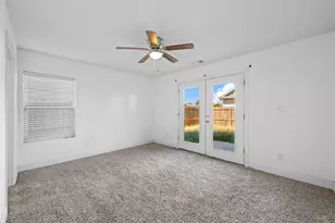 607 E Carter St, Sherman, TX 75090 - Photo 12
