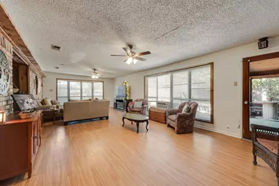 7805 Trimble Drive, Fort Worth, TX 76134 - Photo 6