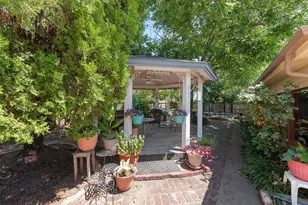 7805 Trimble Dr, Fort Worth, TX 76134 - Photo 22