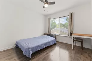 7233 Bayberry Ln, Dallas, TX 75249 - Photo 18
