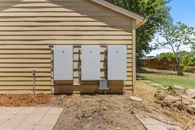7233 Bayberry Lane, Dallas, TX 75249 - Photo 20