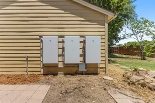 7233 Bayberry Ln, Dallas, TX 75249 - Photo 20