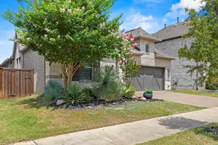 4525 Sir Craig Dr, Carrollton, TX 75010 - Photo 2
