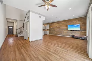 1325 Summerset Ln, Burleson, TX 76028 - Photo 2