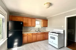 107 Fry St, Denton, TX 76201 - Photo 2