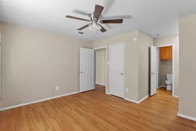 2549 E Renfro Street, Burleson, TX 76028 - Photo 4