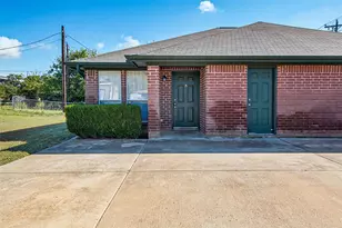 2549 E Renfro St, Burleson, TX 76028 - Photo 1