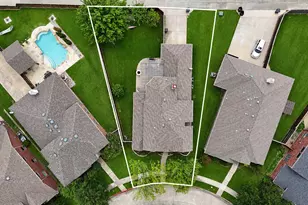 3309 Mayflower Dr, Frisco, TX 75034 - Photo 2