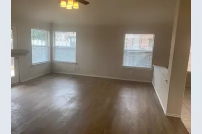 716 Mistymoor Lane, Fort Worth, TX 76052 - Photo 4