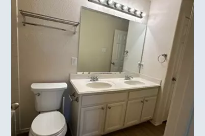 716 Mistymoor Lane, Fort Worth, TX 76052 - Photo 22