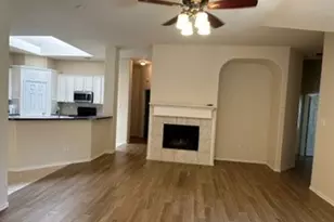 716 Mistymoor Ln, Fort Worth, TX 76052 - Photo 18