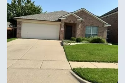 716 Mistymoor Lane, Fort Worth, TX 76052 - Photo 2