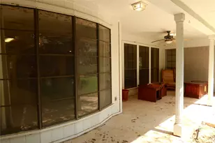 1804 High Vista Ct, Fort Worth, TX 76112 - Photo 22
