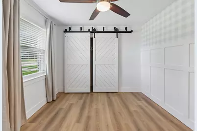 10647 Chesterton Drive, Dallas, TX 75238 - Photo 22