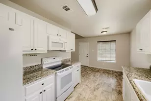 1004 Tremont St, Weatherford, TX 76086 - Photo 12