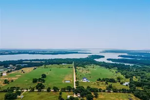 189 William Brewer Rd, Collinsville, TX 76233 - Photo 1