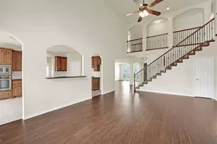 10438 Coach House Ln, Frisco, TX 75035 - Photo 12