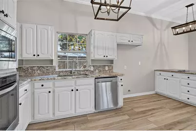 4925 Courtside Drive, Fort Worth, TX 76133 - Photo 14