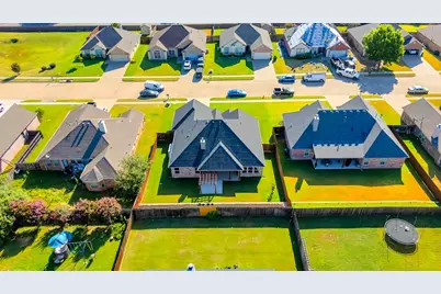 808 Chestnut Grove Drive, Cleburne, TX 76033 - Photo 34