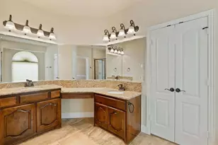 8110 Fenwick Ct, Sachse, TX 75048 - Photo 20