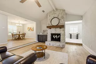 1904 Clover Trail, Richardson, TX 75081 - Photo 2