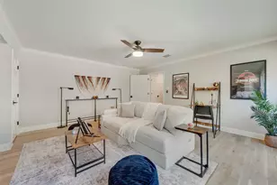 6902 Deloache Ave, Dallas, TX 75225 - Photo 14