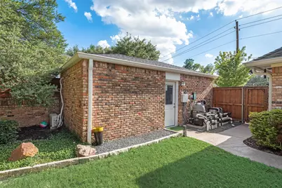 6902 Deloache Avenue, Dallas, TX 75225 - Photo 34