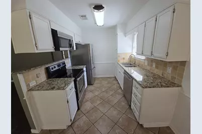703 Aspen Incline Drive, Hewitt, TX 76643 - Photo 6