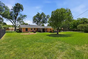 8128 Herndon Dr, Benbrook, TX 76116 - Photo 34