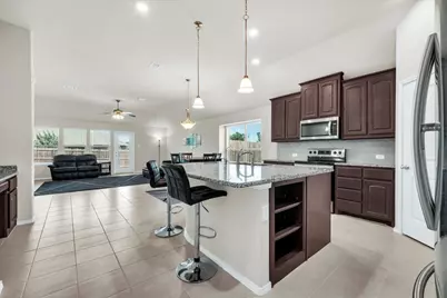 100 Gardenia Drive, Azle, TX 76020 - Photo 10