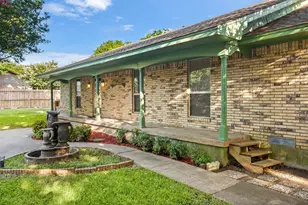 110 Pecan Creek St, Red Oak, TX 75154 - Photo 4
